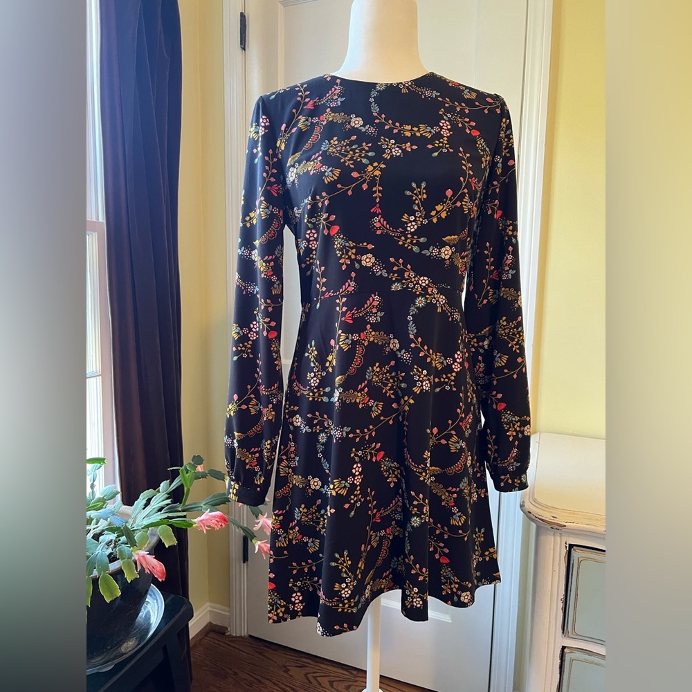 Loft Flower Garland Flare Dress. Size 2